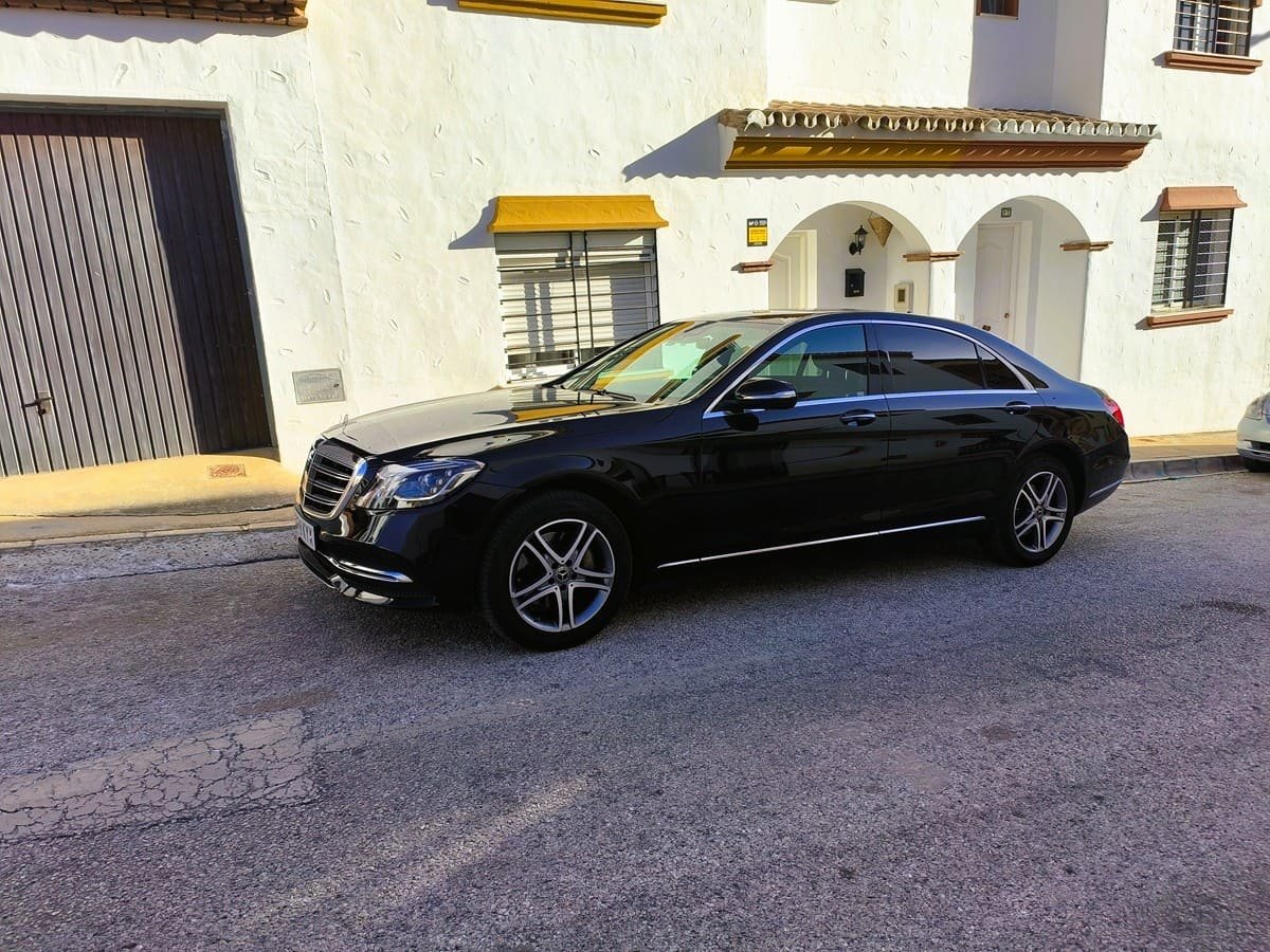 Premium Black VTC vehicle for private transfers at Malaga Airport